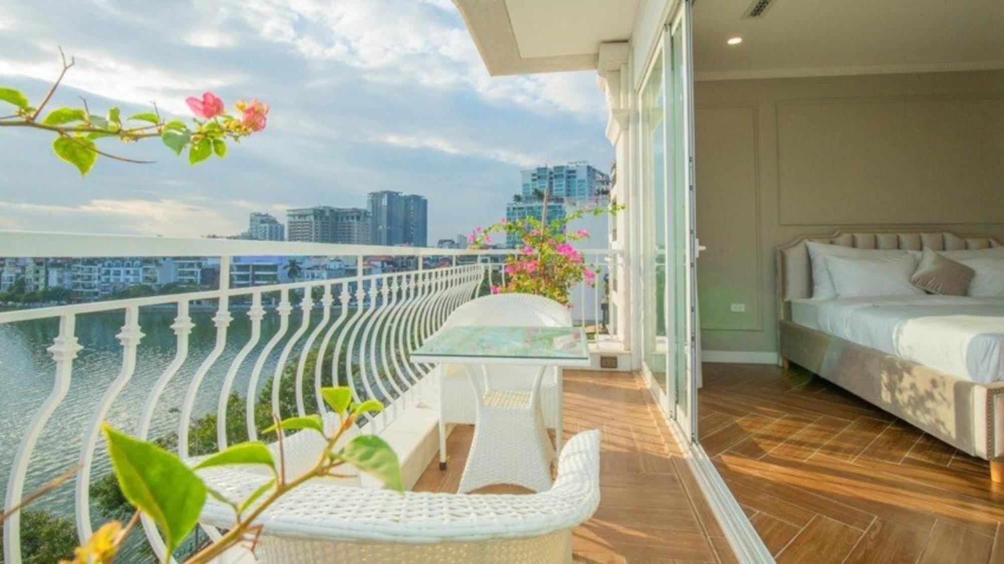 Luxe Paradise Suites Xuan Dieu Hanoi Exteriör bild